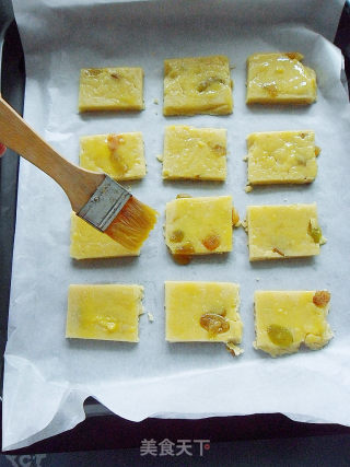 葡萄奶香饼干（新手做饼干）的做法步骤：12