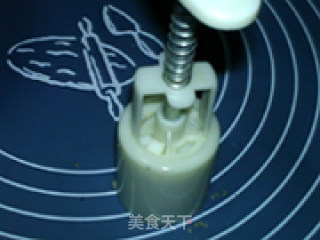 玫瑰芝麻糕的做法步骤：9