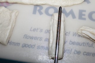 【自制健康油条】---无任何添加、超详细步骤制作健康油条的做法步骤：13