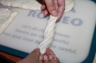 【自制健康油条】---无任何添加、超详细步骤制作健康油条的做法步骤：14
