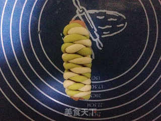 给冬天一抹嫩绿——蒸馒头之二：毛毛虫的做法步骤：9