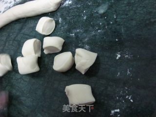 茄香洋葱手工饺的做法步骤：10