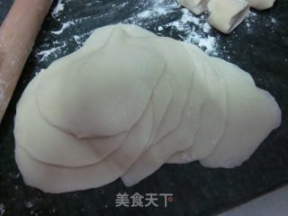 茄香洋葱手工饺的做法步骤：11