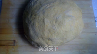 黑米豆沙南瓜面包的做法步骤：4