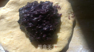 黑米豆沙南瓜面包的做法步骤：9