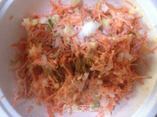 炸素丸子（胡萝卜）的做法步骤：4
