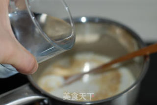 贝夏梅尔奶油调味酱（白酱）的做法步骤：5
