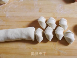 豆浆用吃的——豆浆素馅水煎包的做法步骤：10