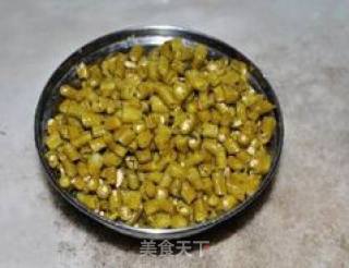 鸭肠酸豆角的做法步骤：2