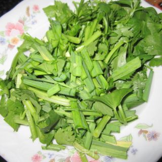 红烧鱼肚皮的做法步骤：2