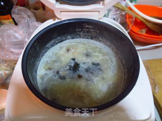 皮蛋瘦肉粥的做法步骤：9