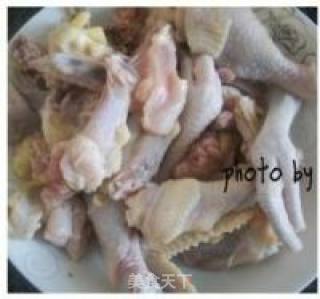 黄花菜焖啤酒鸡的做法步骤：9