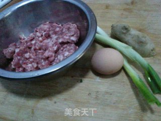 水汆丸子的做法步骤：1