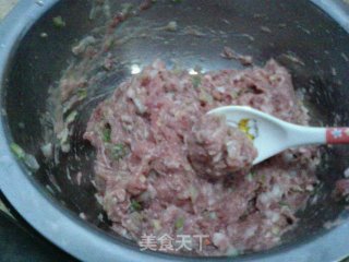 水汆丸子的做法步骤：5