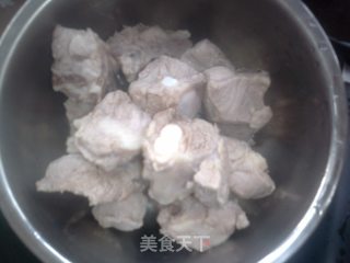 排骨冬瓜汤的做法步骤：4