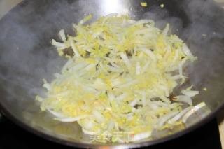 白菜炒肉丝的做法步骤：6