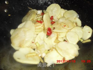 鲜香土豆片的做法步骤：4