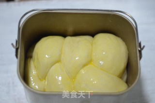 鲜奶土司的做法步骤：17