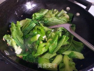 蒜蓉炒水东介菜的做法步骤：3