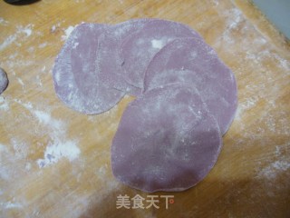 紫薯白菜蒸饺——靓的有一套的做法步骤：15