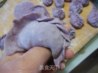 紫薯白菜蒸饺——靓的有一套的做法步骤：17