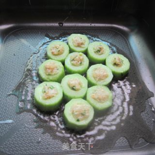 鱼泥酿黄瓜的做法步骤：7