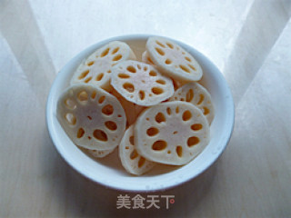 莲藕大骨汤的做法步骤：4