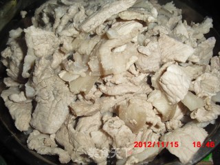 蒜薹炒肉的做法步骤：4