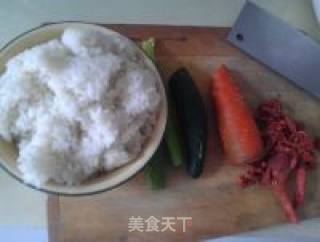 鸭肠炒饭的做法步骤：1