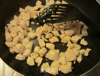 宫保鸡丁的做法步骤：3
