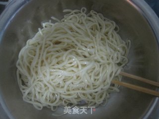 家常炒面-杏鲍菇肉丝炒面的做法步骤：5