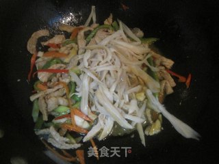 家常炒面-杏鲍菇肉丝炒面的做法步骤：8