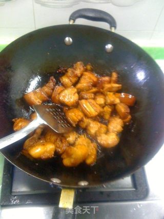 美味香浓红烧肉的做法步骤：7