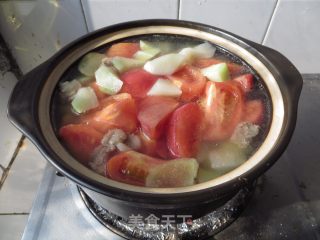 【茄汁萝卜牛肉砂锅】----适合孩子口味的一款汤煲的做法步骤：8
