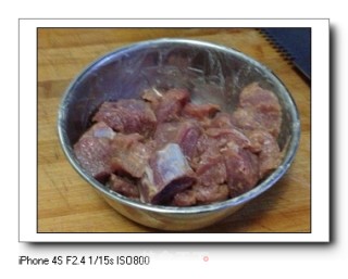 菠萝咕咾肉的做法步骤：1