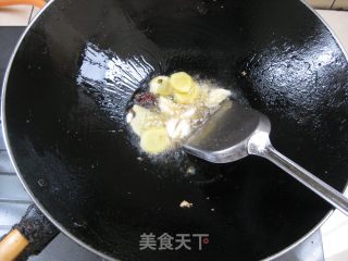 板栗焖鸡的做法步骤：7
