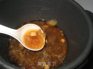 百合无花果雪耳糖水的做法步骤：6