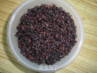 川贝五味子银耳雪梨甜汤的做法步骤：3