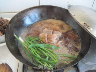 好吃不腻东坡肉的做法步骤：2