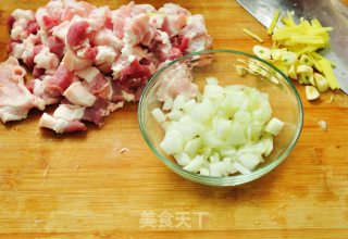 卤肉饭的做法步骤：2