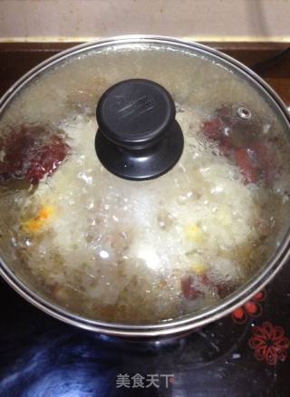 红枣桂圆银耳羹的做法步骤：11