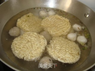 简单的午餐------家常汤面的做法步骤：11