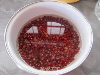 红豆汤圆的做法步骤：1
