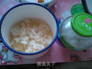 10分钟就能做好的美容养颜----赛燕窝的做法步骤：1