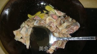 腊鸭焖藕的做法步骤：4