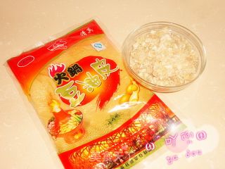油豆皮肉卷的做法步骤：1