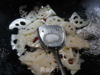 爆炒-----麻辣藕片的做法步骤：6