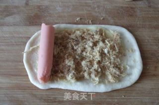 香肠肉松卷的做法步骤：9
