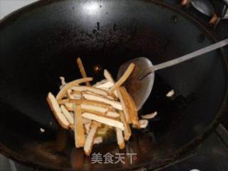 大蒜肉丝豆腐干的做法步骤：5