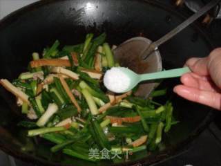 大蒜肉丝豆腐干的做法步骤：7